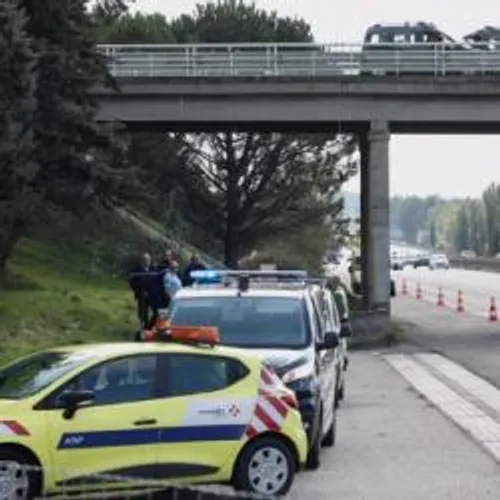 [FAITS - DIVERS]: Morières-lès-Avignon : un homme se pend au pont...