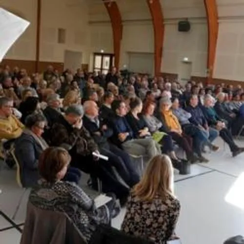 [POLITIQUE]: Pays d'Arles : "Exercer une pression très forte pour...