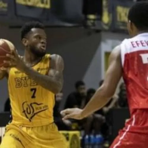 [ SPORT - BASKETBALL ] ON L'ATTENDAIT TOUS, ILS L'ONT FAIT !...