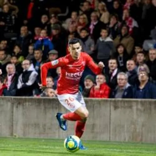 (Football / Ligue 1]: Nîmes réalise la passe de quatre face à...
