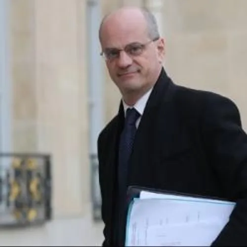 [ SCOLAIRE - FRANCE ] Coronavirus : année scolaire prolongée et...