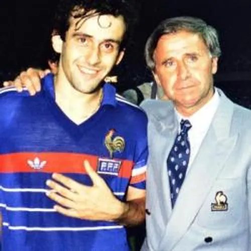 [Foot] : Platini pleure Michel Hidalgo, entraîneur "doux et humaniste"