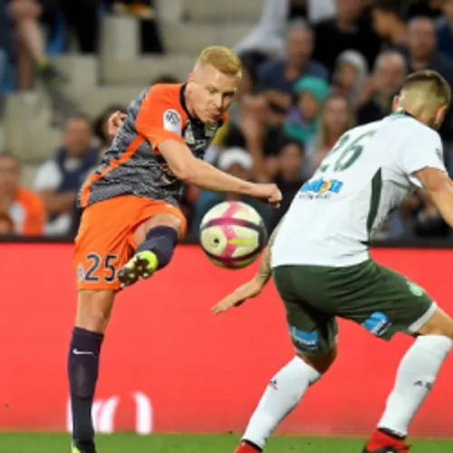 [ SPORT - FOOTBALL ] Clubs et joueurs de L1 d'accord pour baisser...