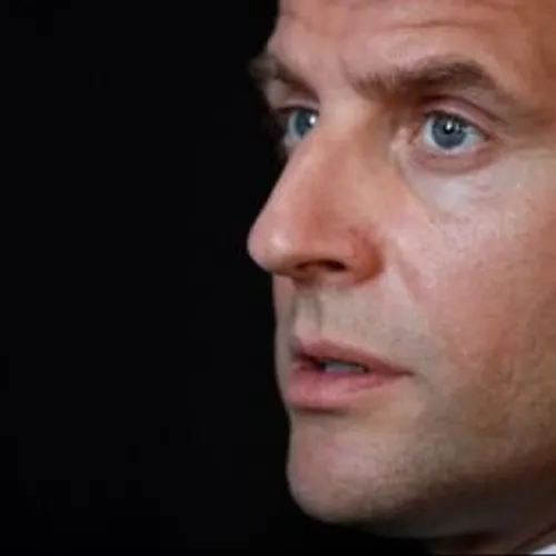 [ SOCIETE - FRANCE ] Coronavirus : confinement prolongé, Emmanuel...