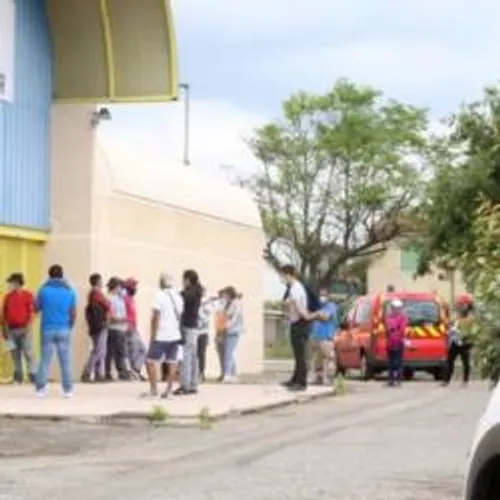 [ SANTE - ARLES ] Des milliers de tests Covid et un saisonnier en...