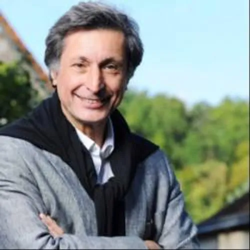 Municipales à Arles : Patrick de Carolis a préparé son "agenda du...