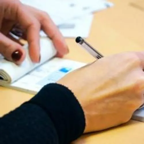 [ CONSOMMATION - FRANCE ] Le chéquier va bientôt disparaître en...