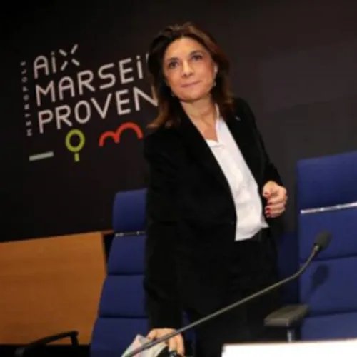 [ POLITIQUE - METROPOLE AIX-MARSEILLE ] Martine Vassal (LR) réélue...