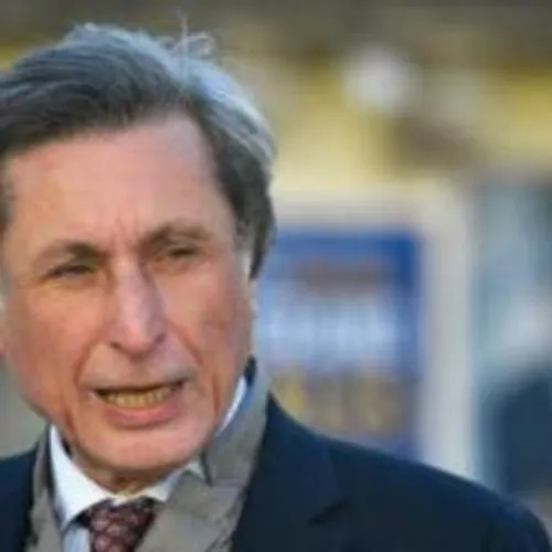 [ POLITIQUE - ARLES ] Le Maire d'Arles Patrick de Carolis a été élu...