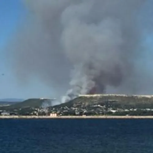 Incendie dans le pays martégal : le feu a été fixé dans la nuit,...