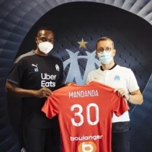 Mandanda : seize ans d'OM.