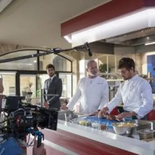 [DIVERTISSEMENTS]: "Ici tout commence" : cinq choses à savoir sur...