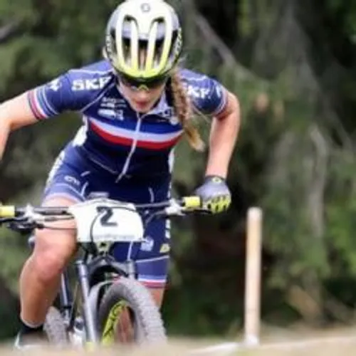 [SPORT]: Une istréenne championne du monde de VTT Crosscountry.