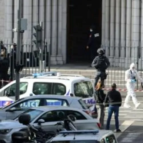 [FAITS-DIVERS]: Nice : un mort et plusieurs blessés dans une...