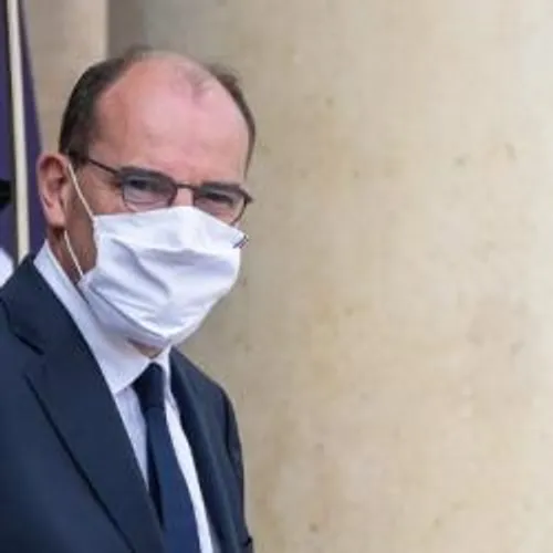 [Coronavirus] : le port du masque à l'école "étendu aux enfants dès...