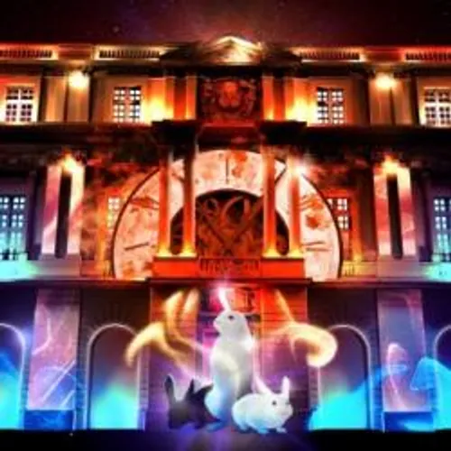 [NOEL]: La ville d’arles met le paquet sur les décorations de Noël.