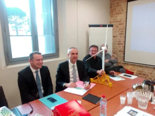 Provence Grand Large : 3 éoliennes au large de Port Saint Louis du...