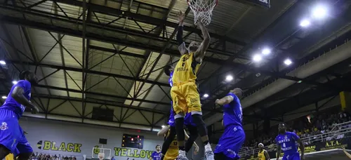 Basket: Fos sur Mer s'impose face à Rouen 83-71