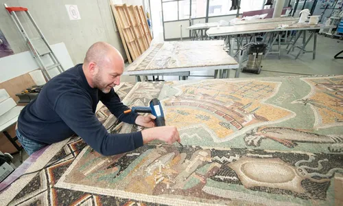 Arles : la Mosaïque aux Îles, splendeur tunisienne au Musée bleu.