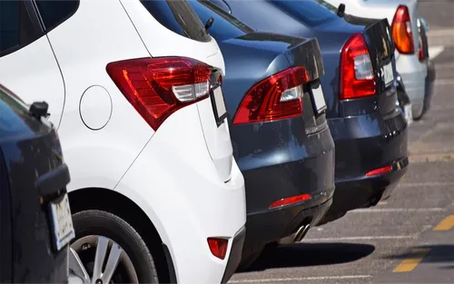 [ info - SALON DE PROVENCE ] Les parkings de l’Empéri et du Portail...