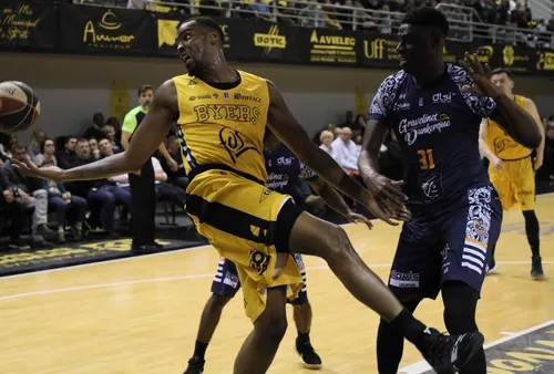 [ SPORT - BASKET ] le meneur Athinaiou rejoint Fos PB.
