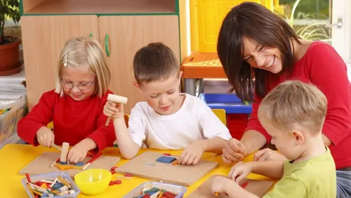 [ MANIFESTATION - MARSEILLE ] LES GILETS ROSES EN COLERE !