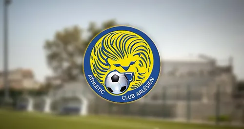 [ SPORT - FOOTBALL ] LE TORCHON BRULE ENTRE L'AC ARLES ET LA...