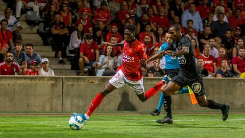 [FOOTBALL ] Nîmes ramène le point du match nul de Dijon (0-0).