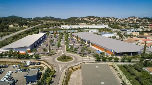 [ECONOMIE - GARD]: Le centre commercial Le Forum à Beaucaire va...
