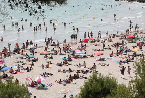 [ TOURISME - MARTIGUES ] Une fréquentation en retrait, des leçons à...