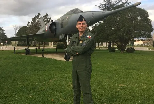 [ SOCIETE - ISTRES ] les nouveaux enjeux de la base aérienne