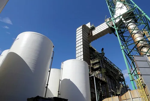 [ SOCIETE - LA MEDE ] Total accusé de publicité mensongère sur La Mède