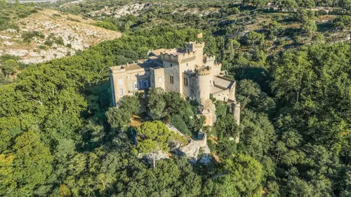 [ CULTURE ET PATRIMOINE - LA BARBNE ] Vidéo : Stéphane Bern apporte...