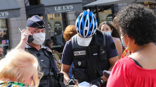Châteaurenard : 10 verbalisations pour non-respect du port du masque.