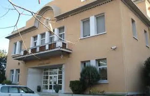 [REGION]: Le ras-le bol des agents du Lycée Daudet de Tarascon.