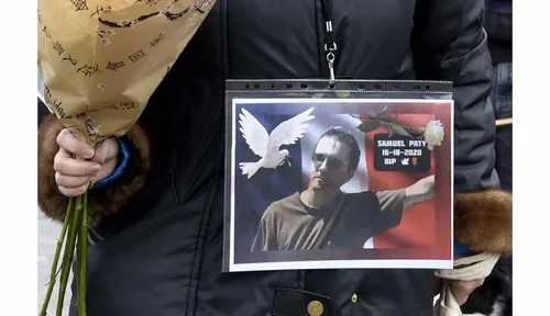 [FAITS-DIVERS]: Rassemblement de la communauté tchétchène en...