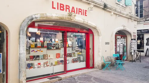 [CULTURE]: les librairies ont trouvés des solutions pour continuer...