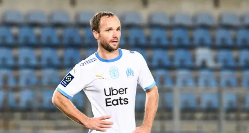 [FOOTBALL]: L'OM, Hors sujet et loin d'avoir le niveau concède une...
