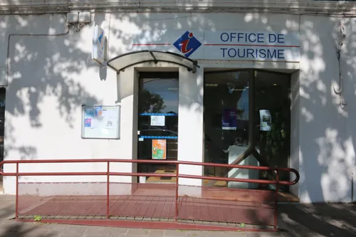 [ECONOMIE]: A l'approche des fêtes les commerçants comptent...