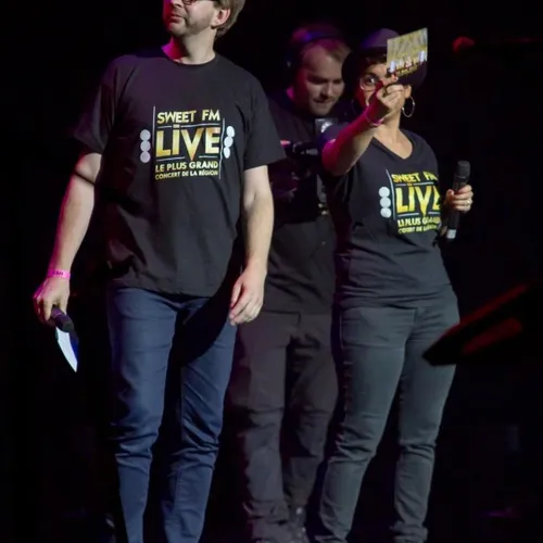 SWEET FM