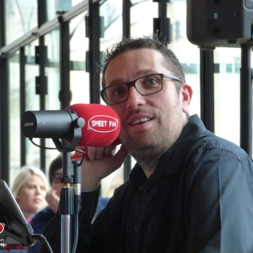 SWEET FM