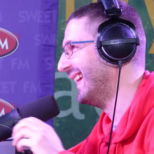 SWEET FM