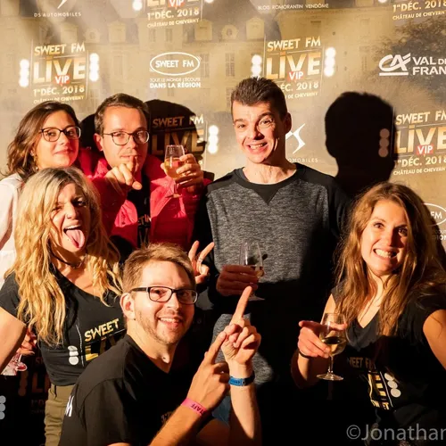 SWEET FM