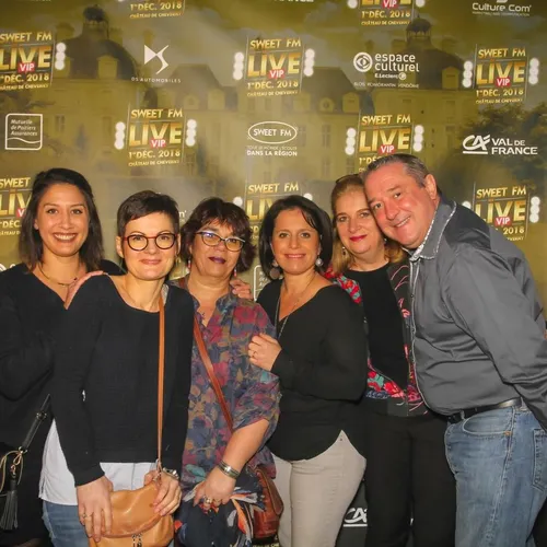 SWEET FM