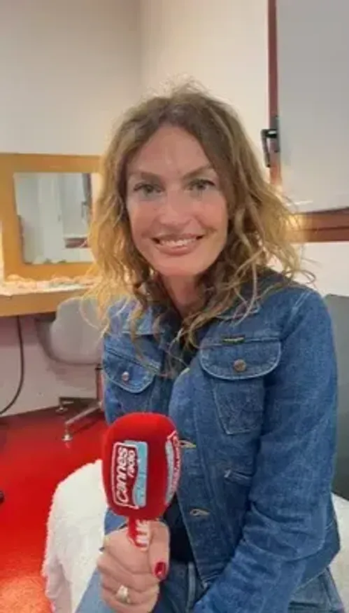 L'INVITEE DE CANNES RADIO : AURELIE SAADA