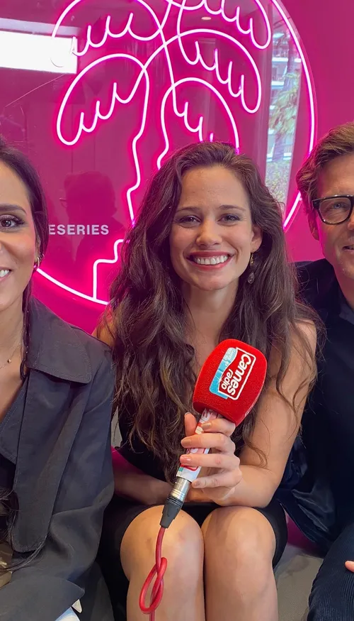 LES INVITES DU WEEK-END : LES ACTEURS DE LA SERIE "CANNES POLICE...