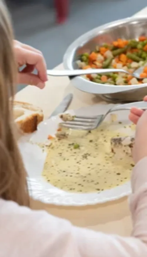 Cantines scolaires fermées à répétition à Strasbourg : la colère...