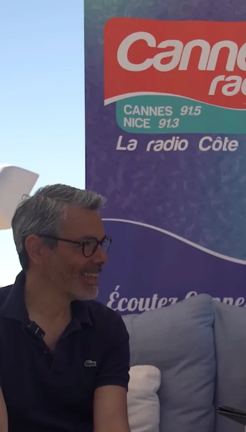 CAFÉ SUR MER - INTERVIEW DE JEAN-MARC JURAMIE À #CANNESERIES