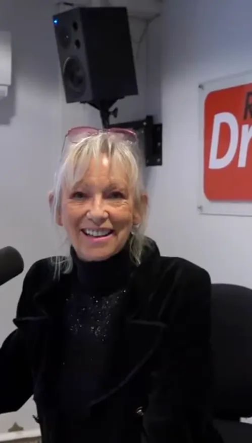 Hommage à Évelyne Leclercq : Le dernier envol d’une icône au grand...