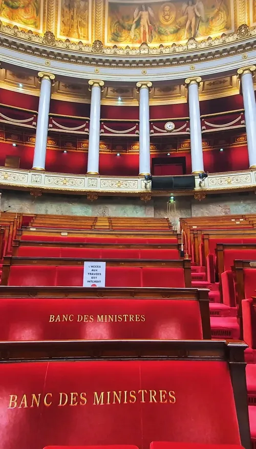 Réforme des retraites : ce qu’il faut retenir après la suspension...